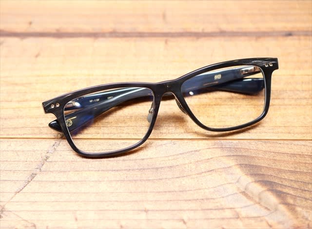 999.9 ( フォーナインズ ) LUXURY FRAME BUFFALO HORN